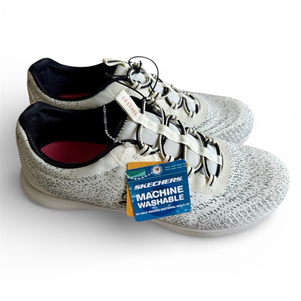 NWT! Skechers VAPOR MEMORY FOAM LITE - REVOLVE Sneaker in black/white 9 walking - Picture 3 of 6